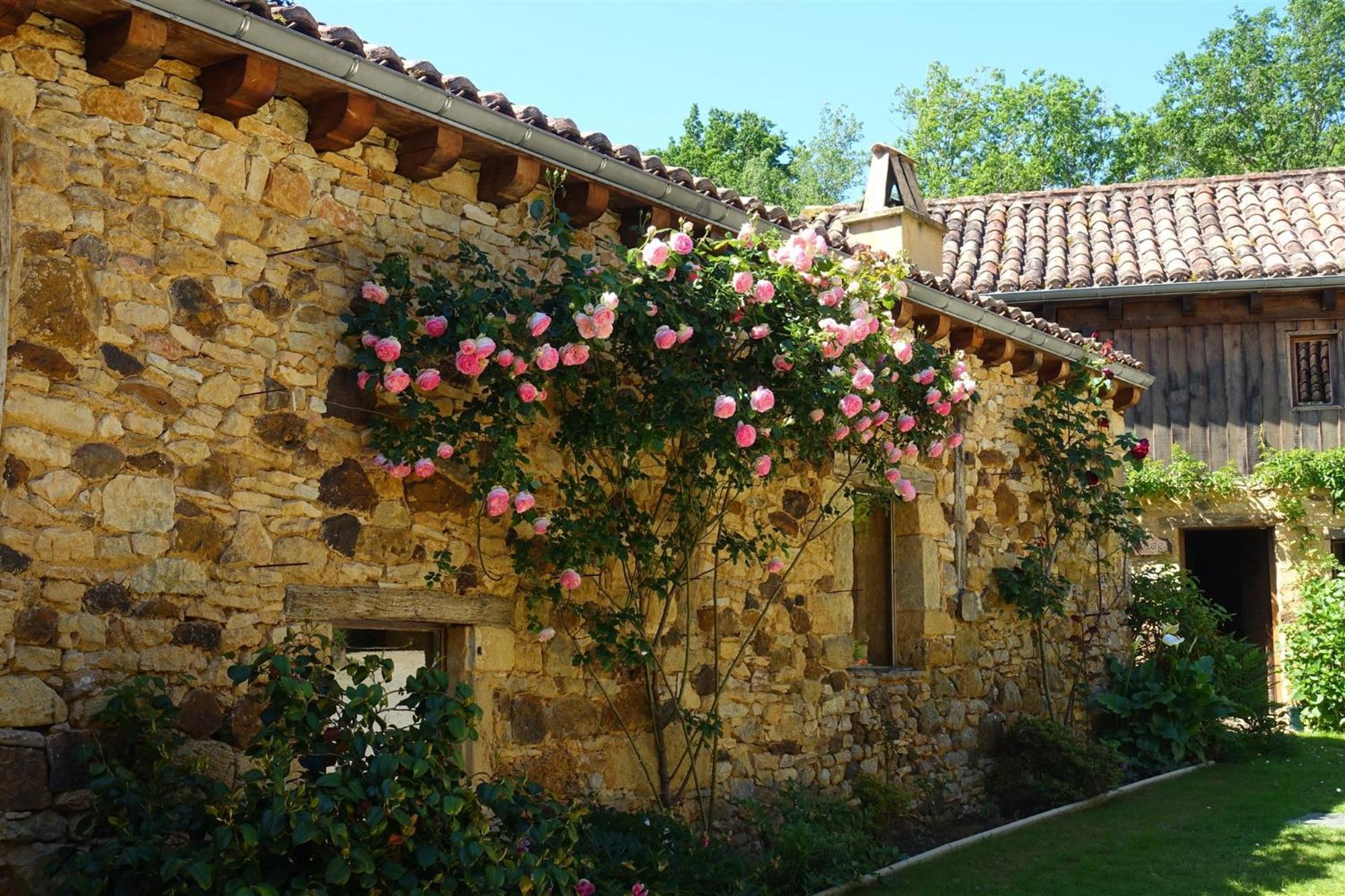 Domaine De Cournet Haut, A 17Th Century Property Set On A Calm, Idyllic Domain With Pool, Tennis, Bikes And More Les Vauries Exteriör bild